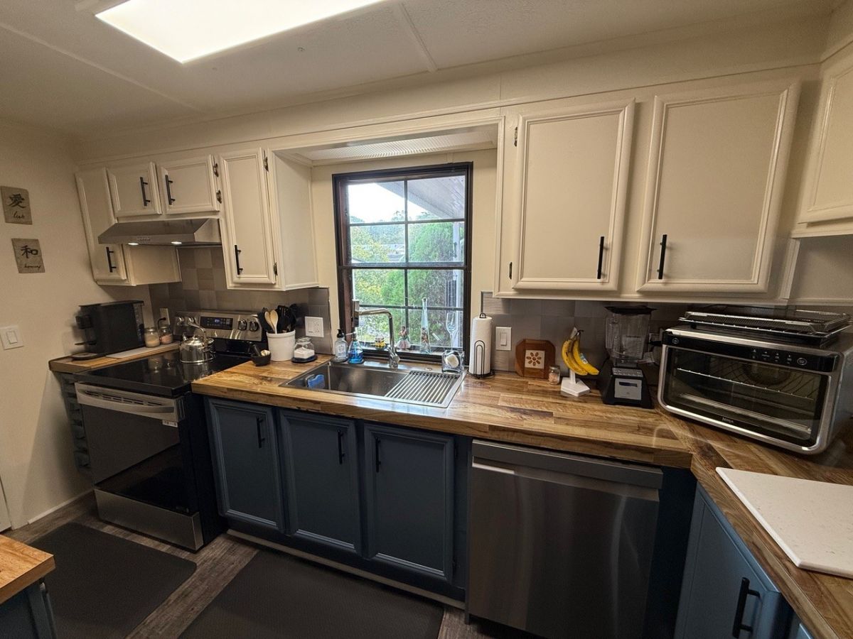 3367 Charleston Trail