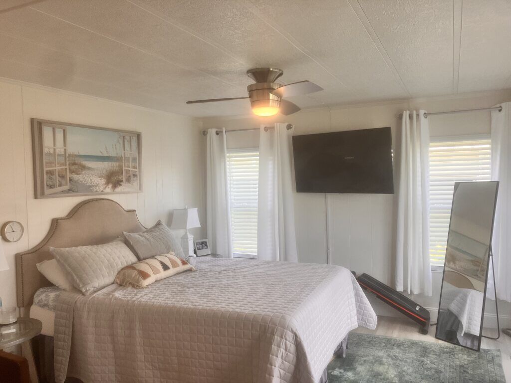 104 Queen Palm Drive