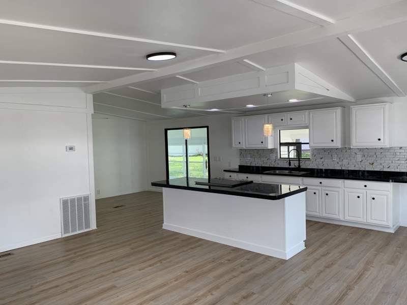 12100 Seminole Blvd. #239