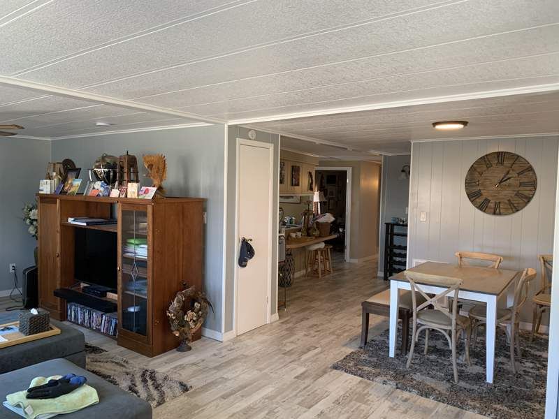 12100 Seminole Blvd. #135