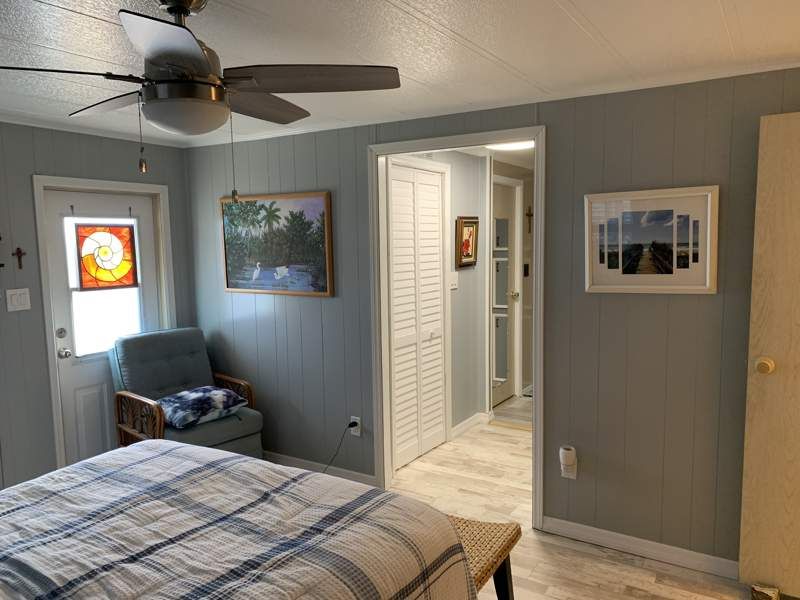 12100 Seminole Blvd. #135