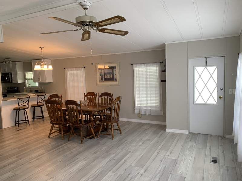 12100 Seminole Blvd. #339