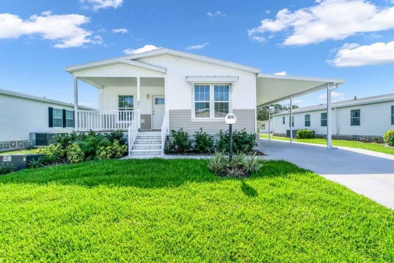 1607 Deverly Drive Lot #851