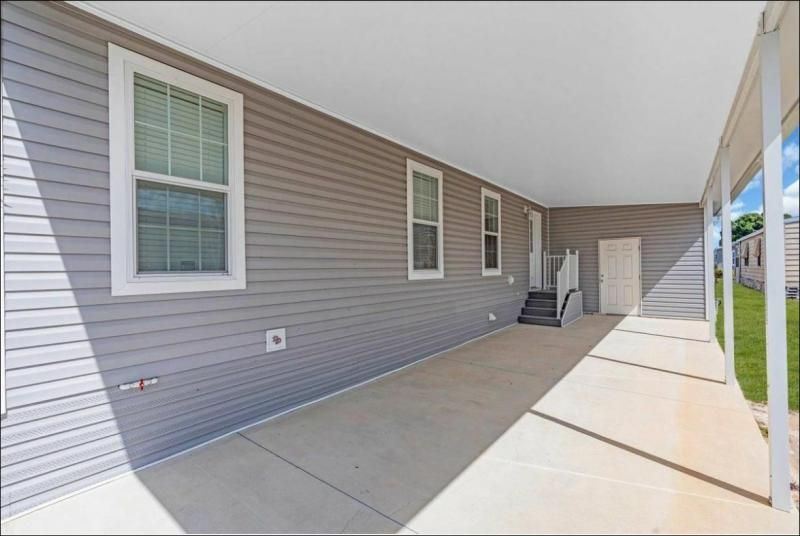 1701 W. Commerce Ave. Lot 107