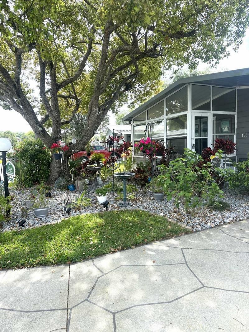 4601 Argyle Pl. Lot #190