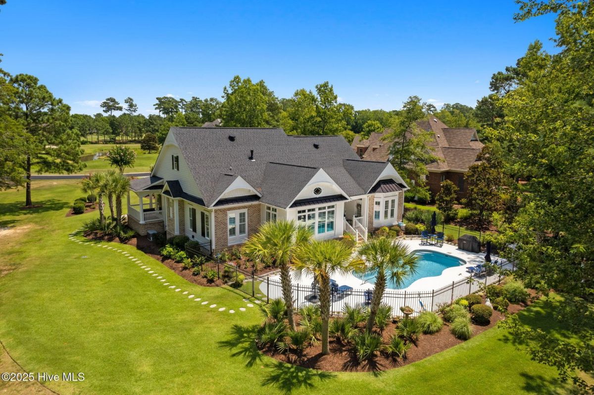 6784 Waterstone Crossing