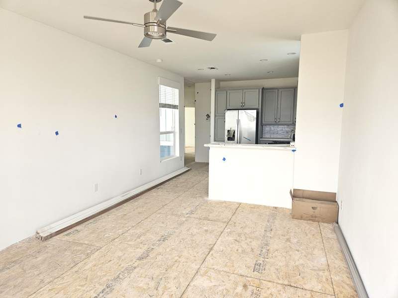 2305 W Ruthrauff Rd #F3