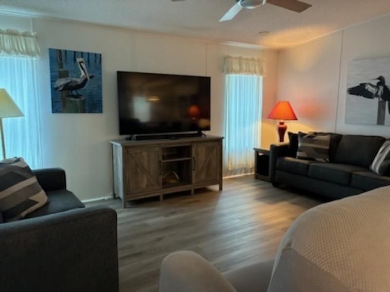 1701 W Commerce Ave #126