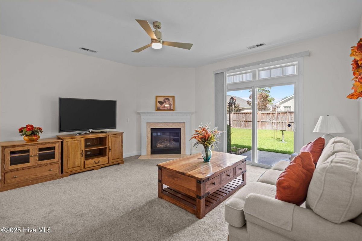 1053 Garden Club Way