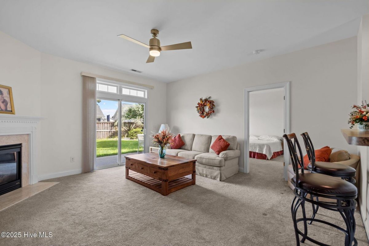 1053 Garden Club Way