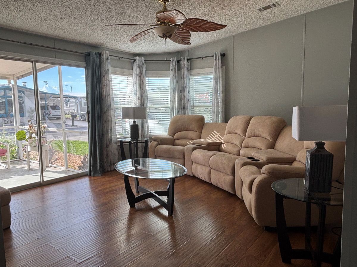 14815 Shadow Wood Blvd