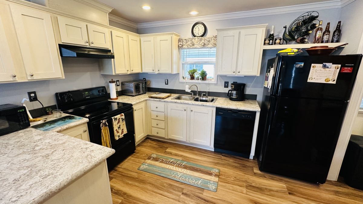 614 S Crooked Tree Path