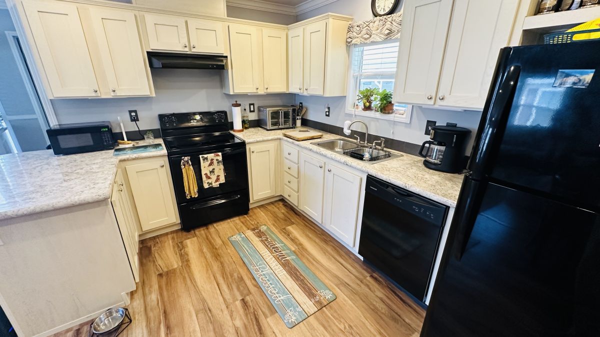 614 S Crooked Tree Path