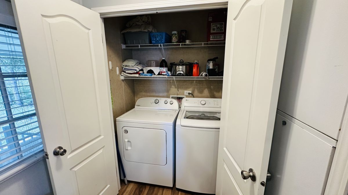 614 S Crooked Tree Path