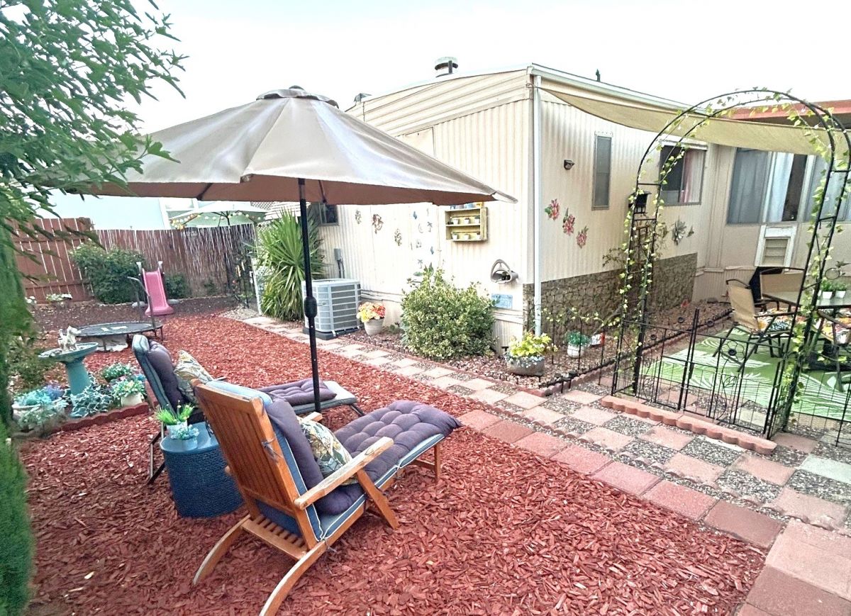 2200 W Wilson St # 078