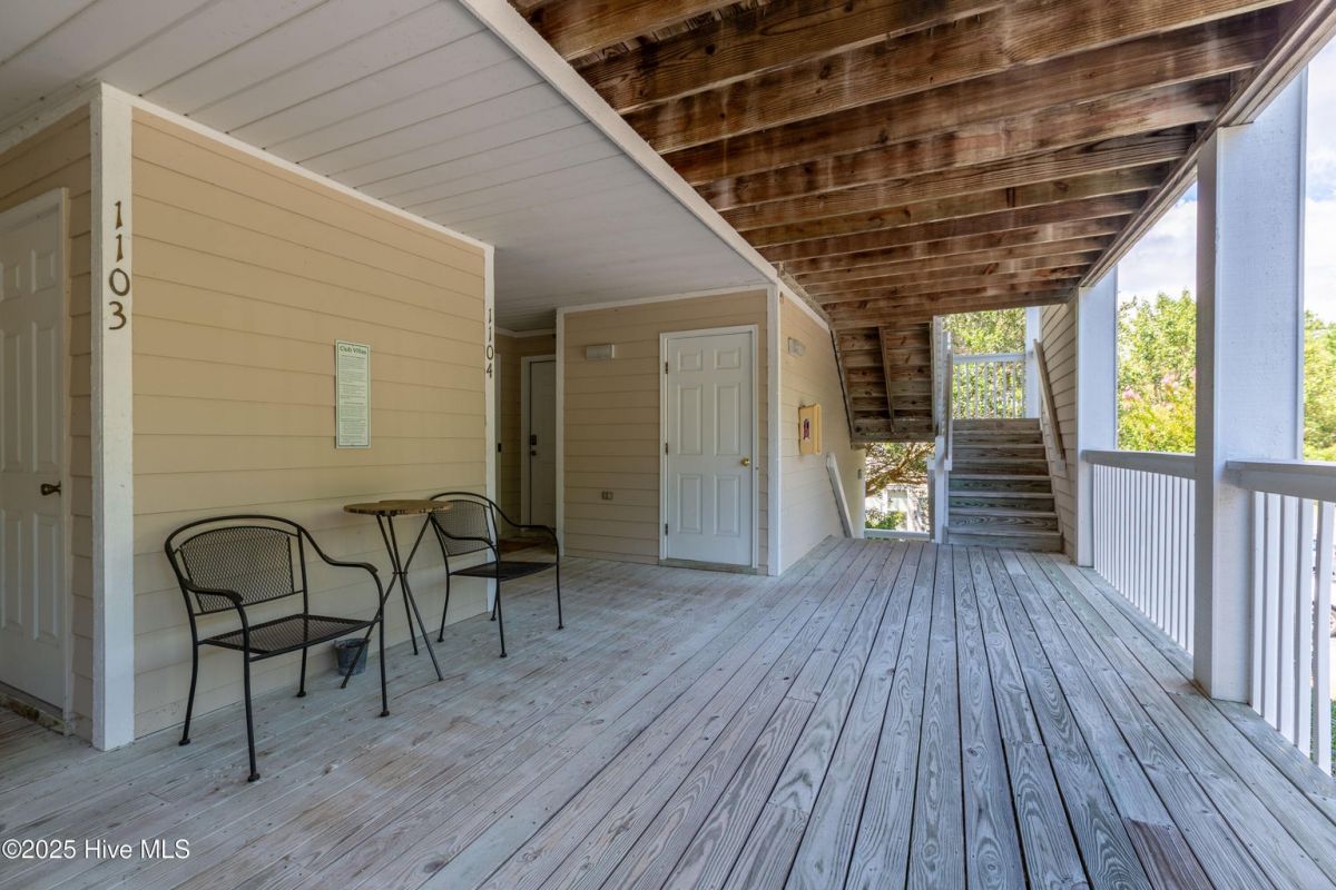 3350 Club Villas Drive