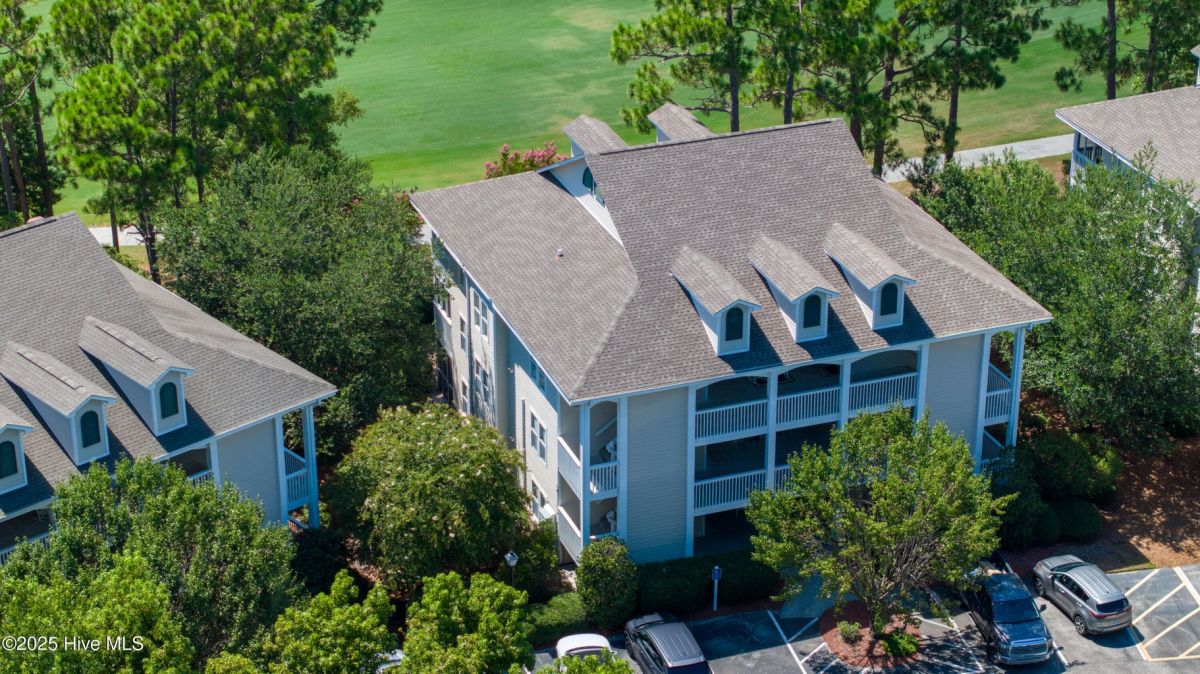 3350 Club Villas Drive