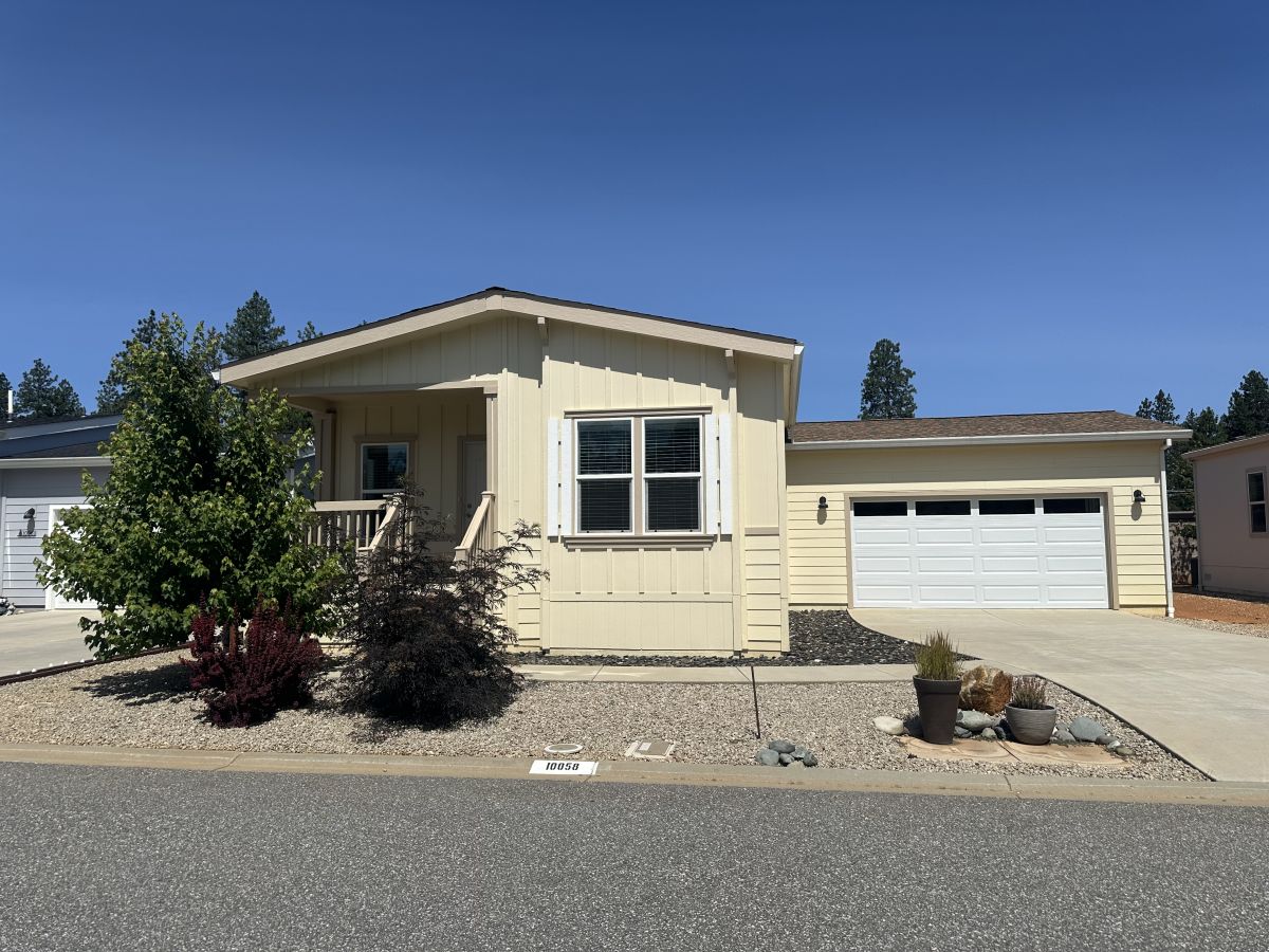 10058 Heritage Oak Drive