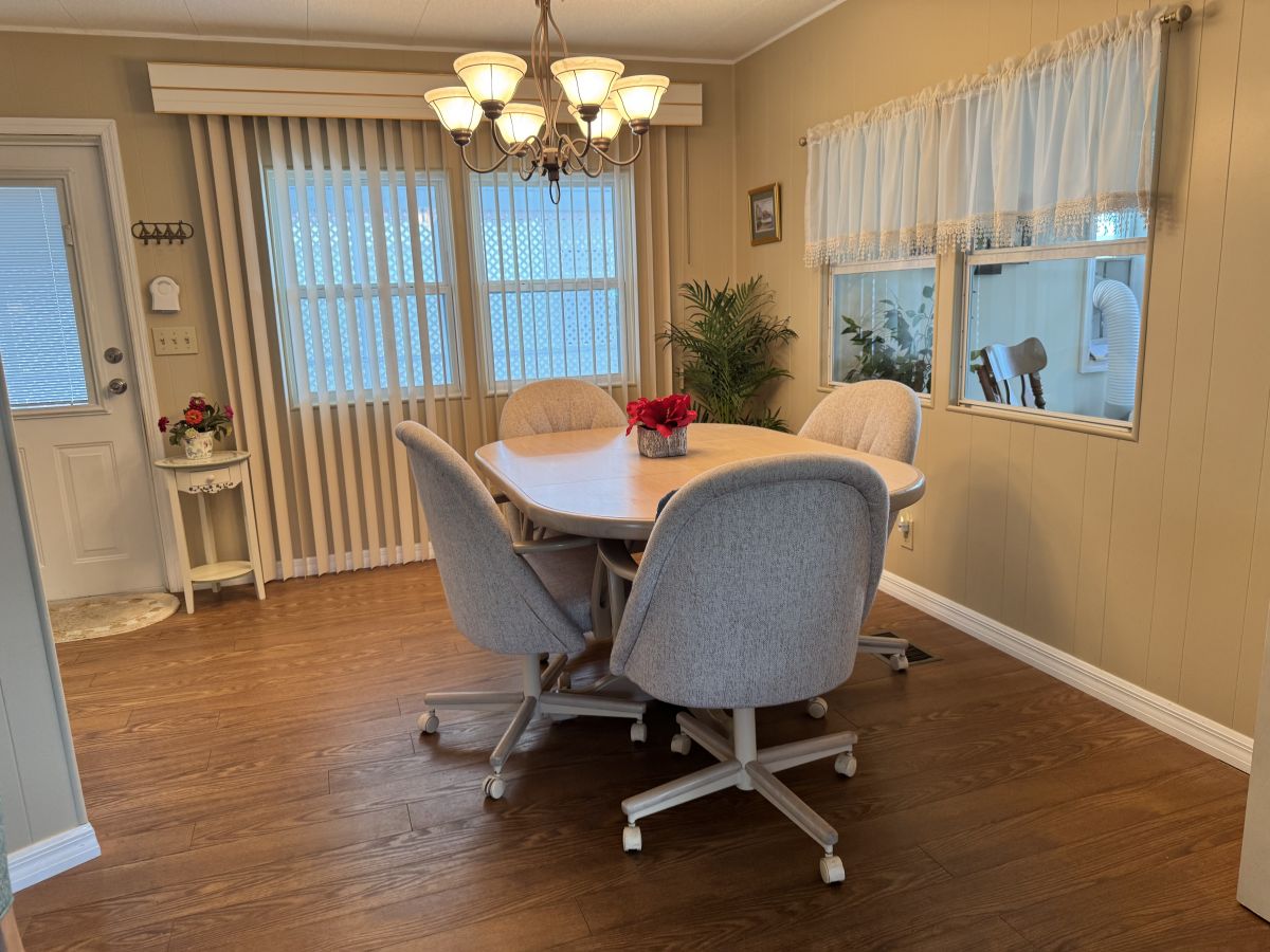 66206 STRATFORD ROAD