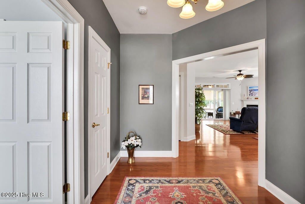 1001 Chalet Court