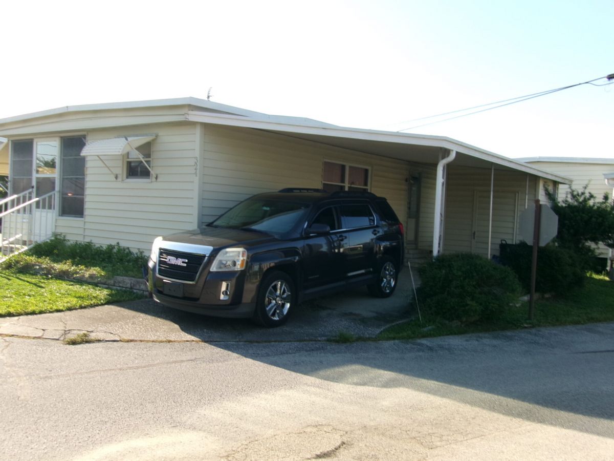 2701 34th St N Lot #324