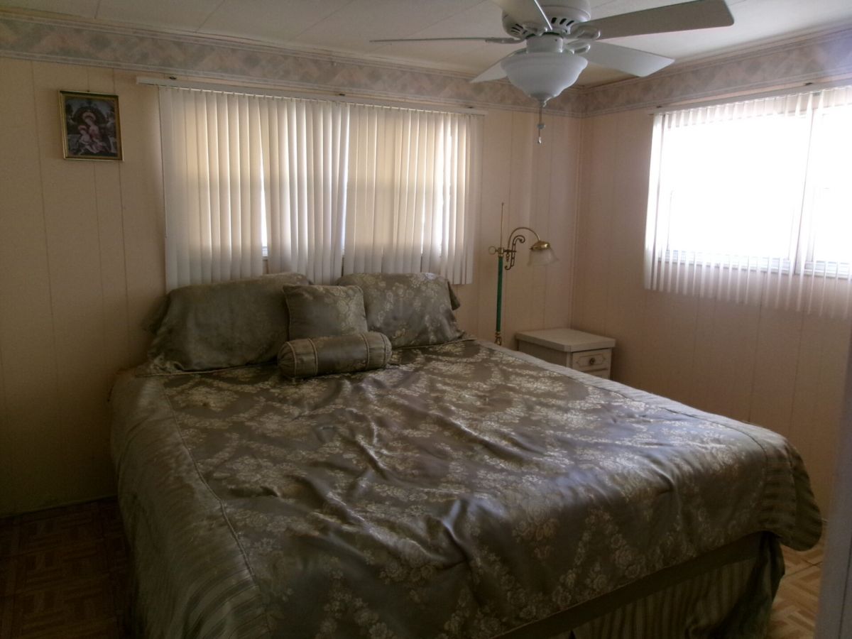 2701 34th St N Lot #324