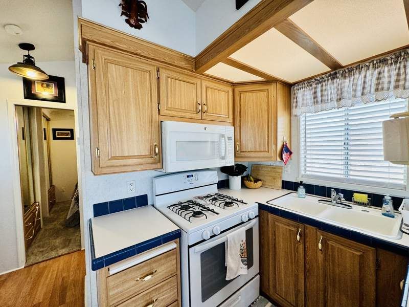 10442 N Frontage Rd #139