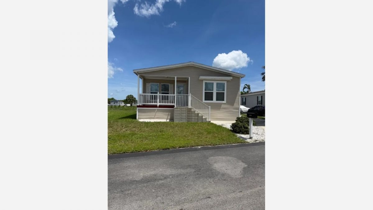 359 Mockingbird Avenue