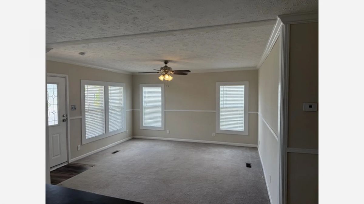 359 Mockingbird Avenue