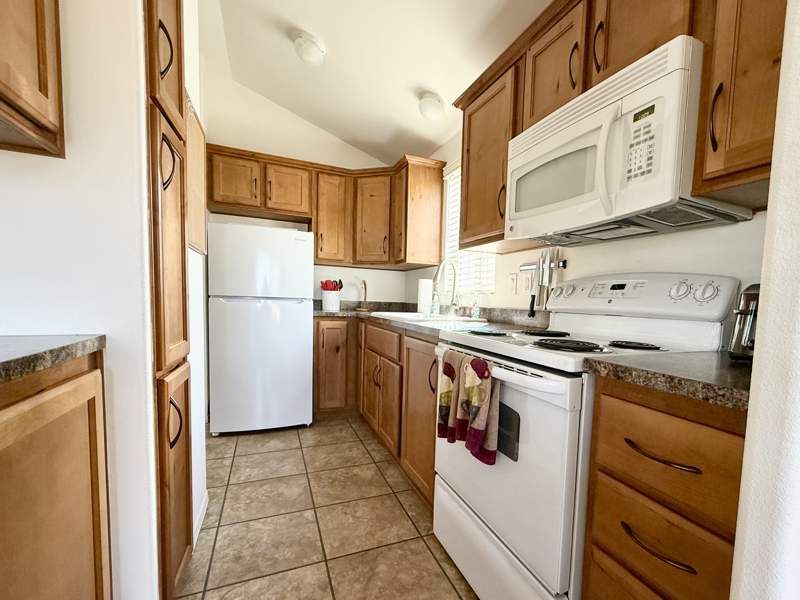 10442 N Frontage Rd #217