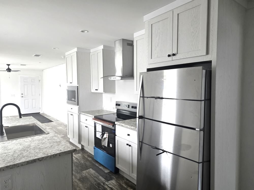 3000 US HWY 17/92 W, LOT #2