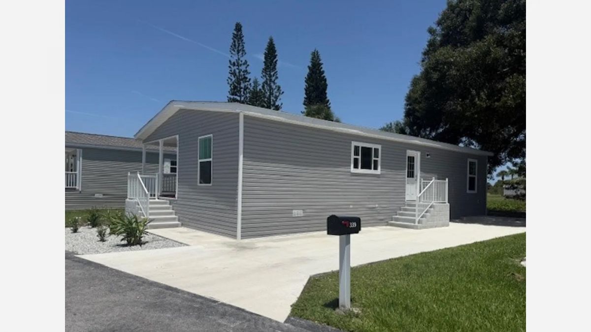 339 Mockingbird Avenue