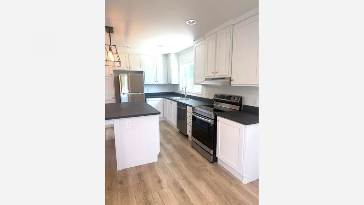 339 Mockingbird Avenue