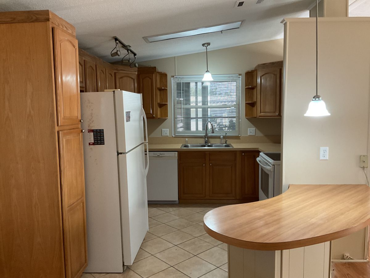 3901 Bahia Vista St. #323