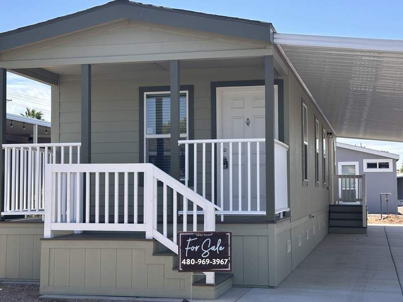 2727 E. University Drive, #019