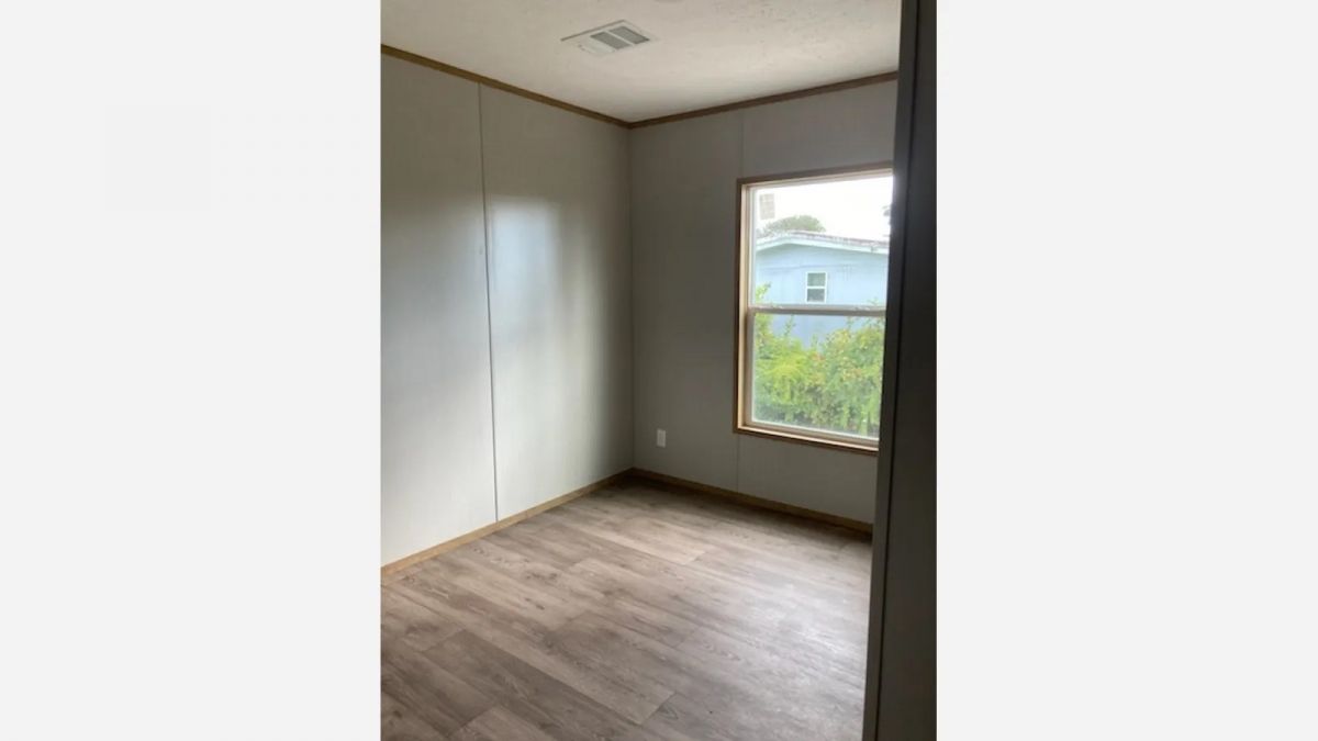 266 Nightingale Avenue