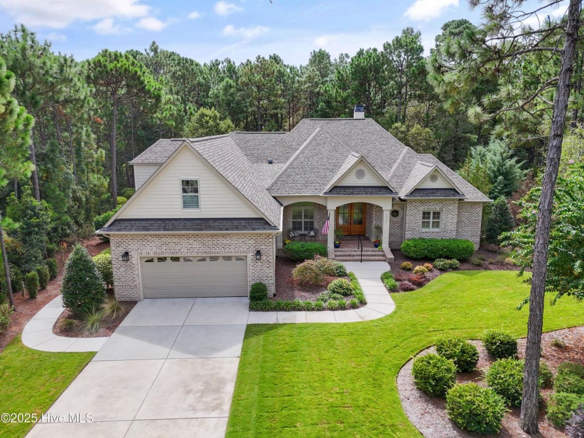 3143 Moss Hammock Wynd