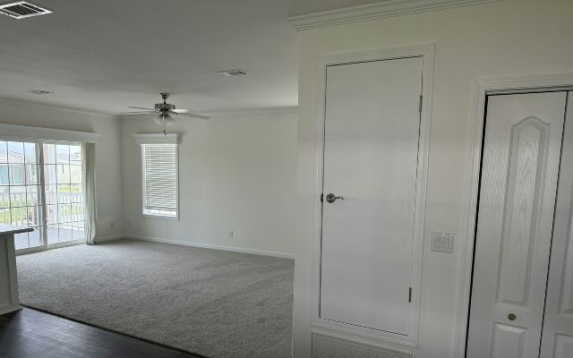 2692 NE Highway 70, #136