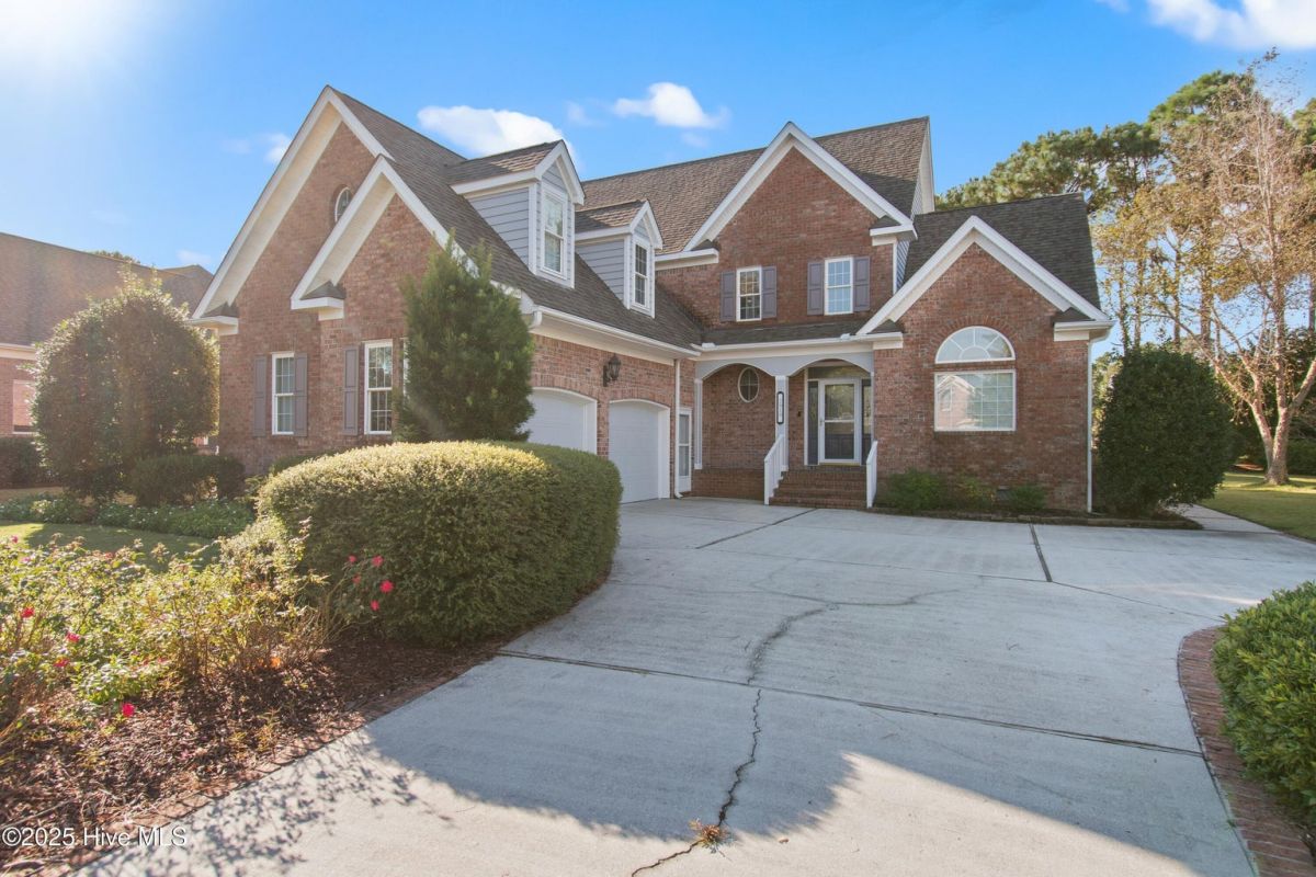 2919 Trailwood Drive