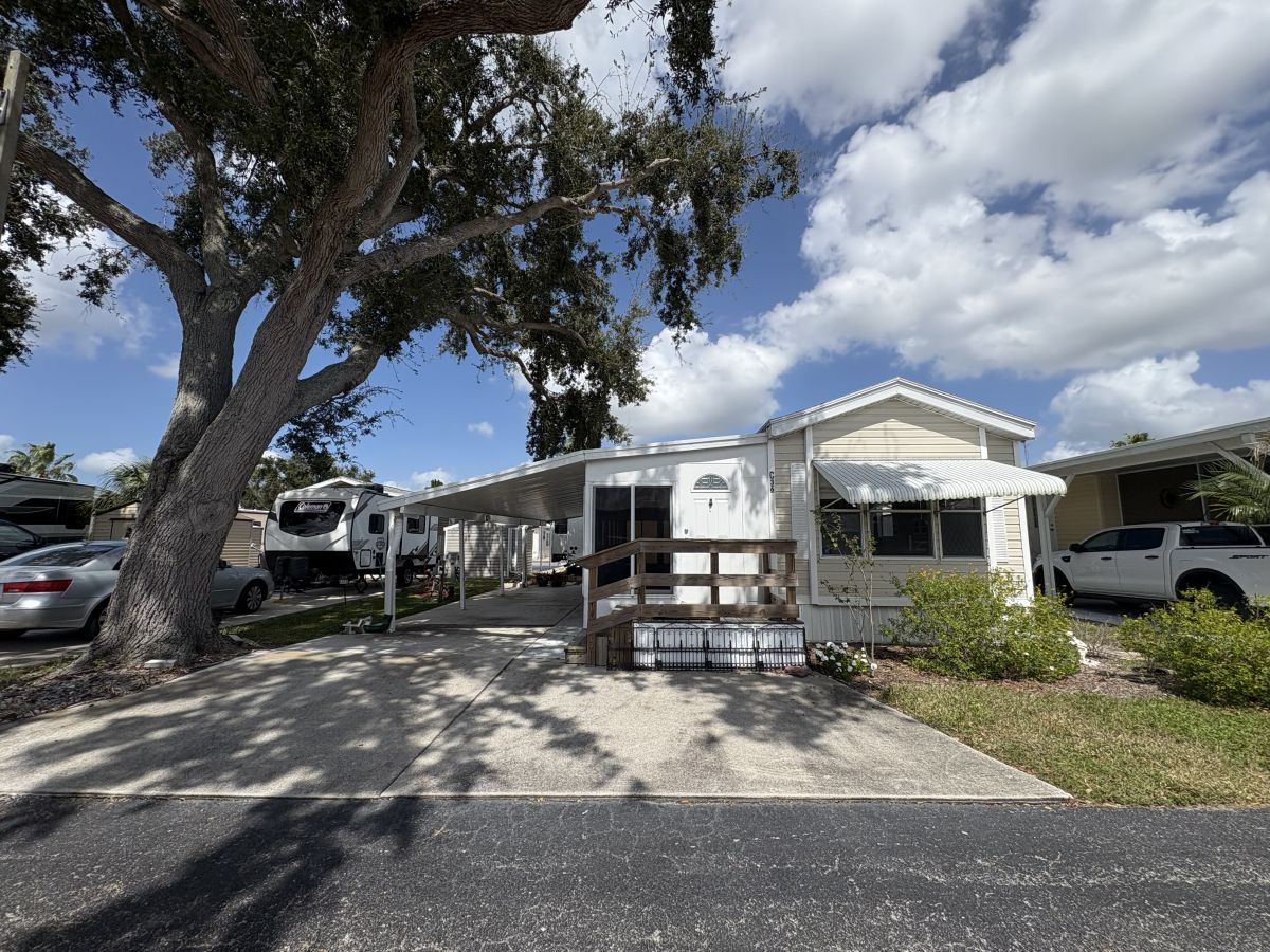 6633 53rd Avenue East C036