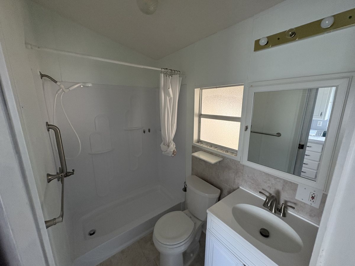 6633 53rd Avenue East C036