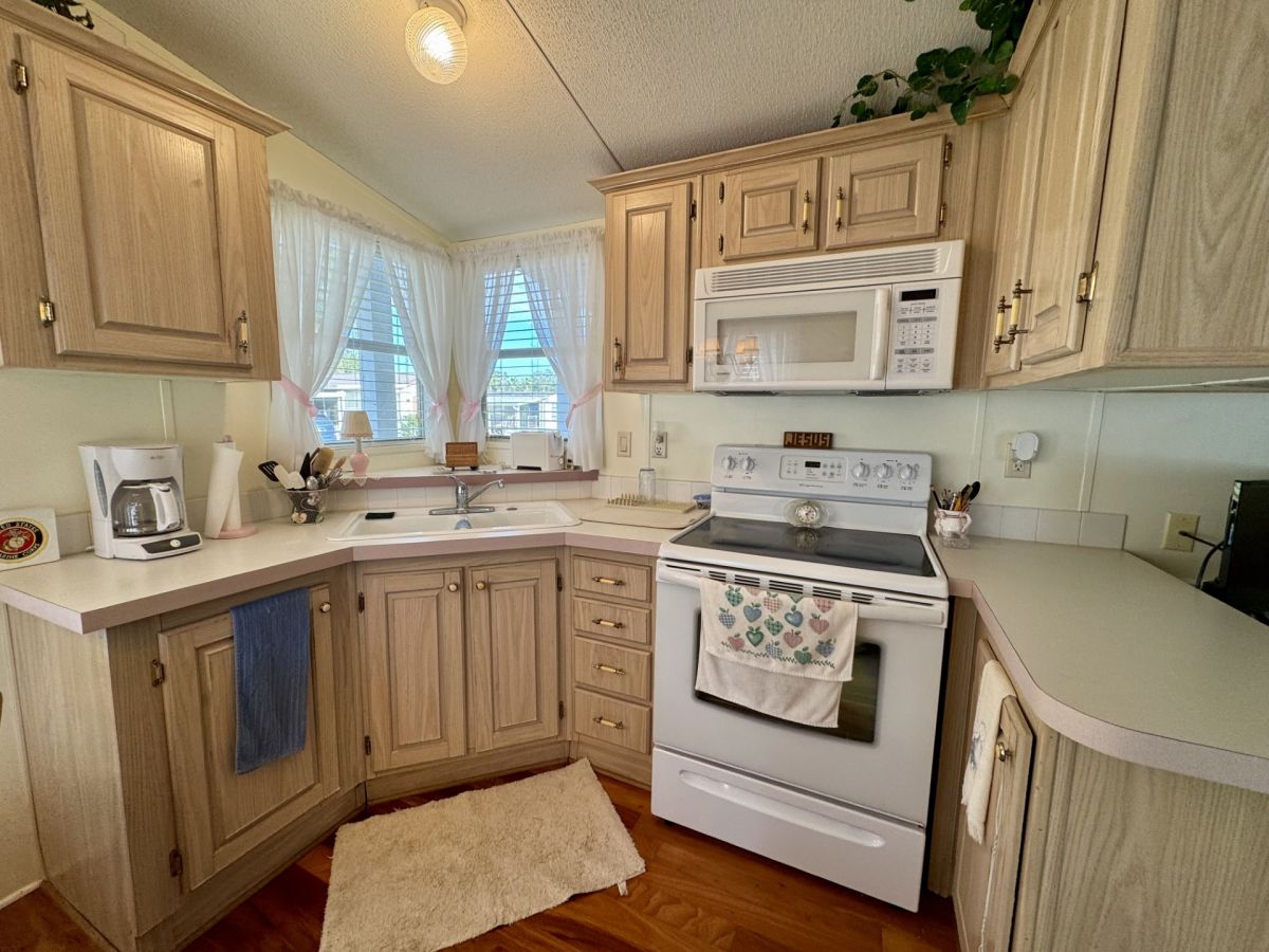 5551 SW 18th Terrace unit 089