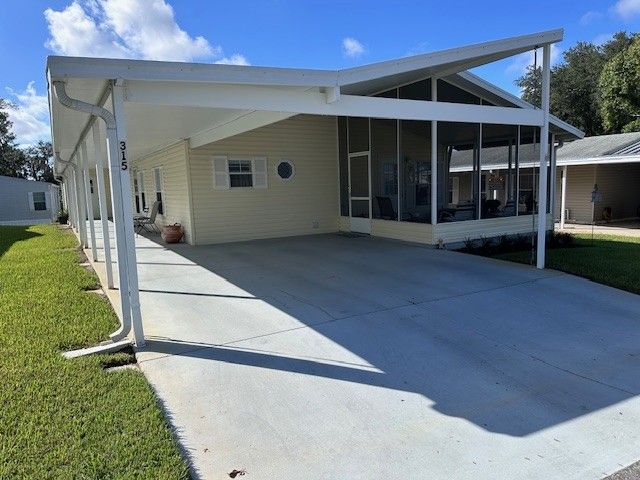 315 Waterford Heights