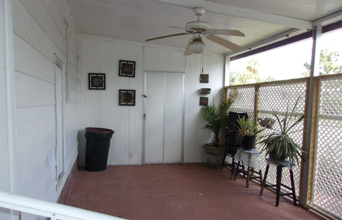 1953 Amberwood Drive