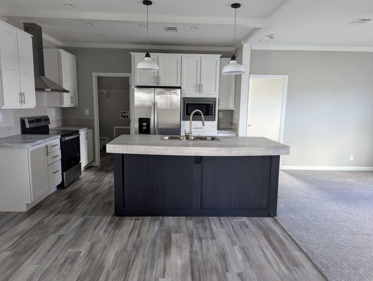 716 52nd Avenue Lane W