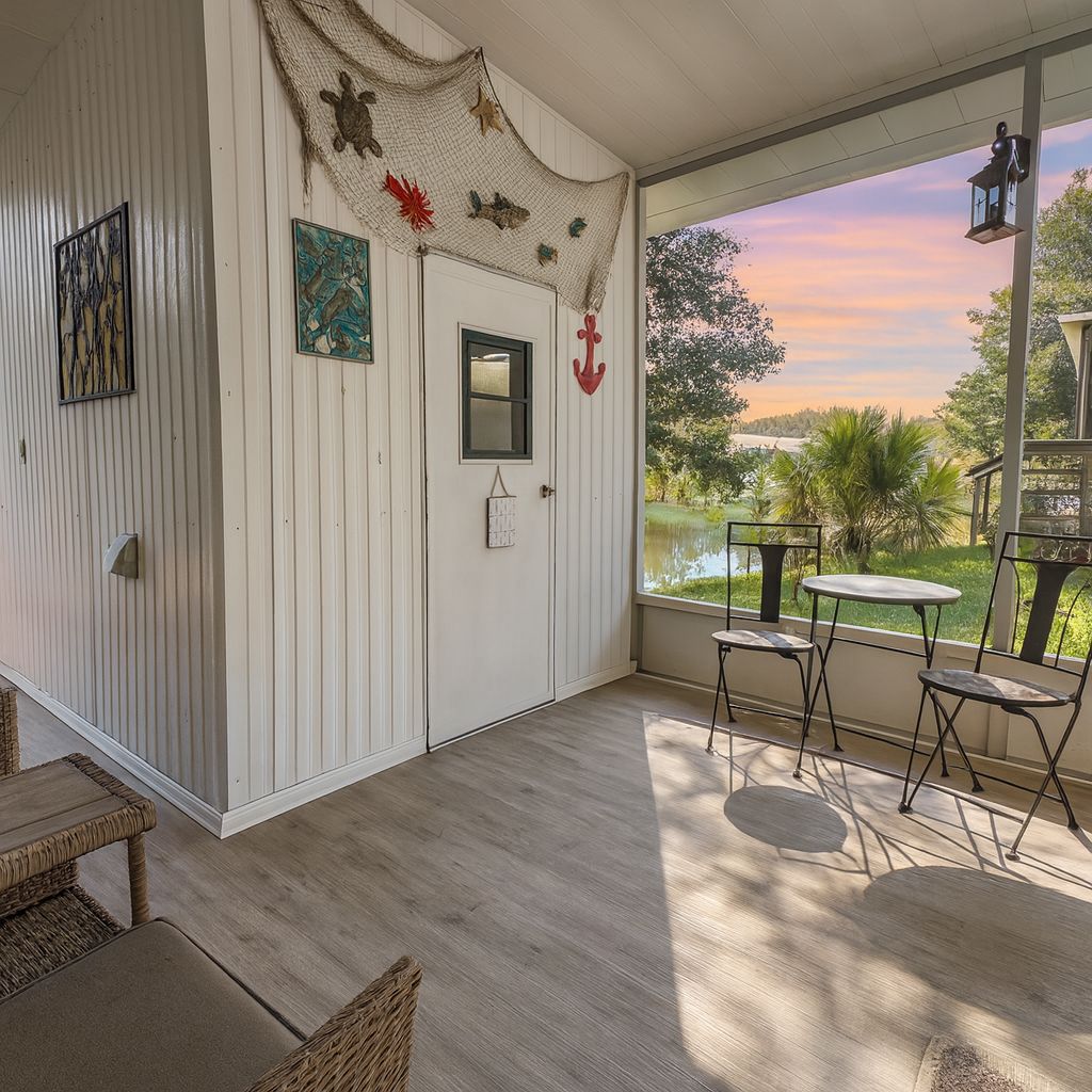 8324 W. PROMENADE DR.