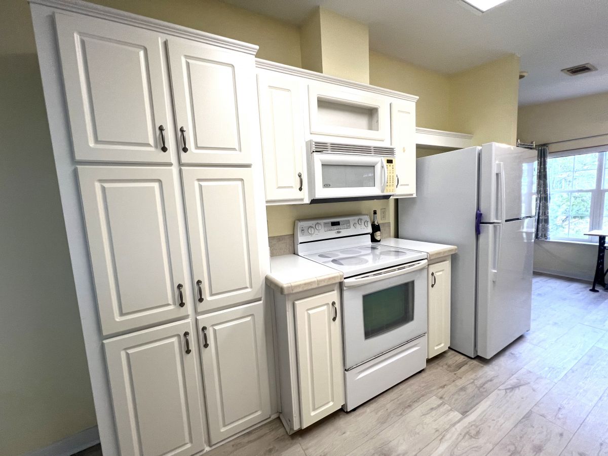 29200 S. Jones Loop Road #390