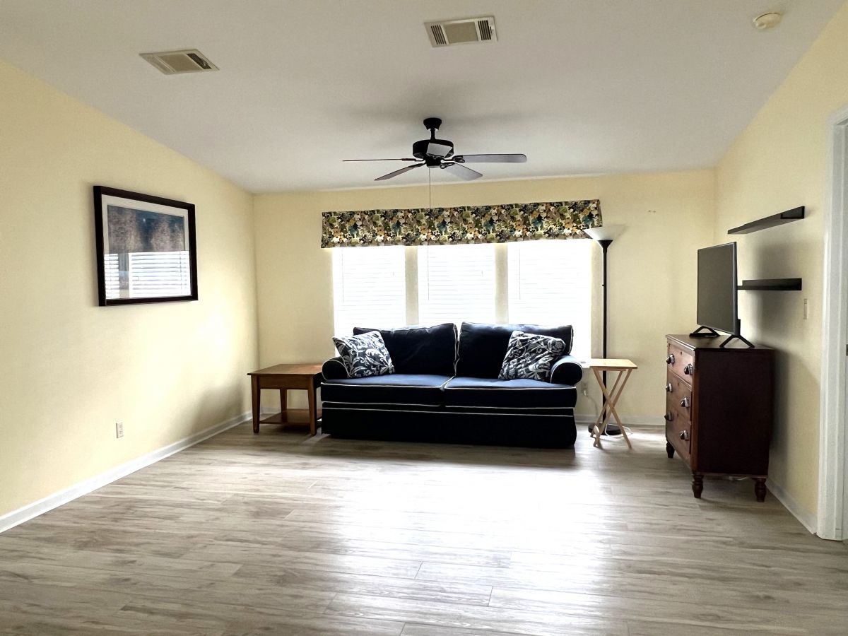 29200 S. Jones Loop Road #390