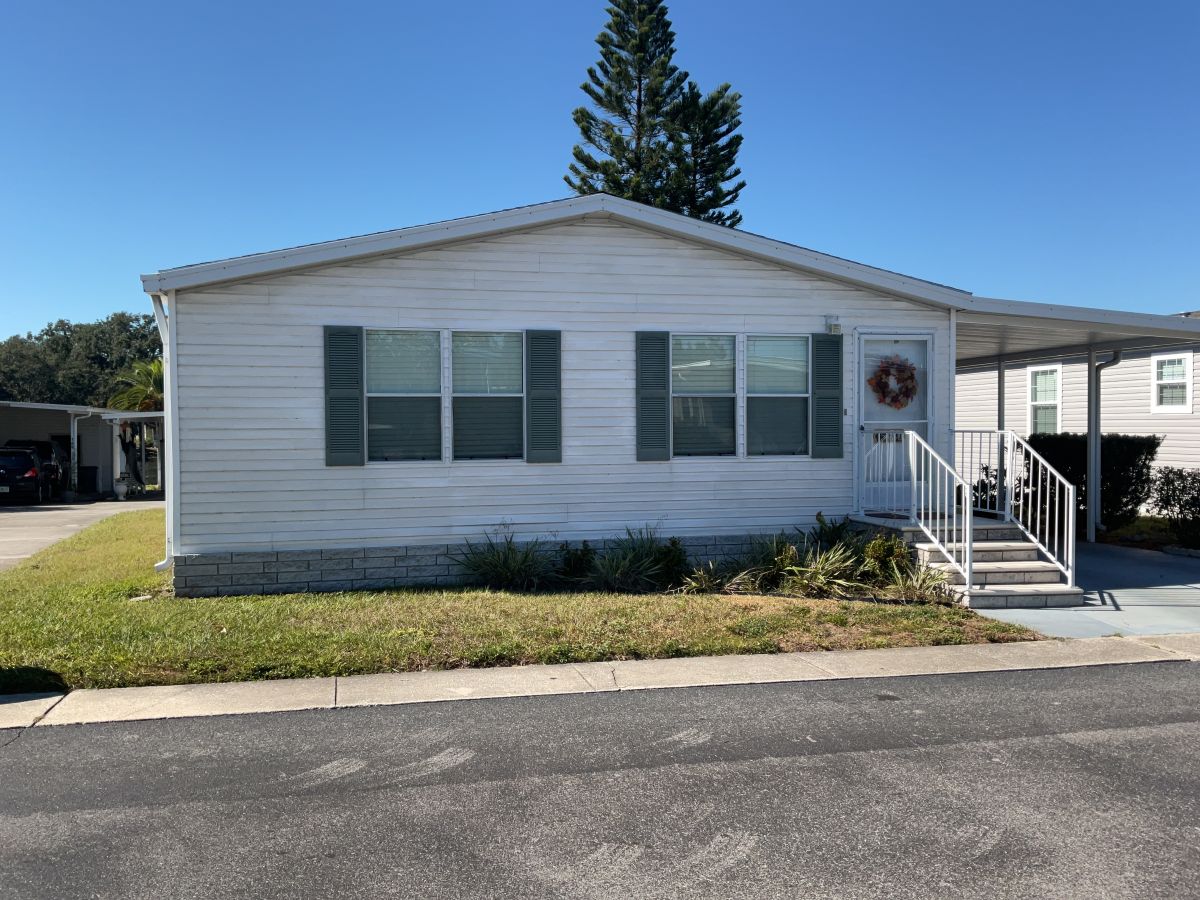 15430 LAKESHORE VILLA BLVD