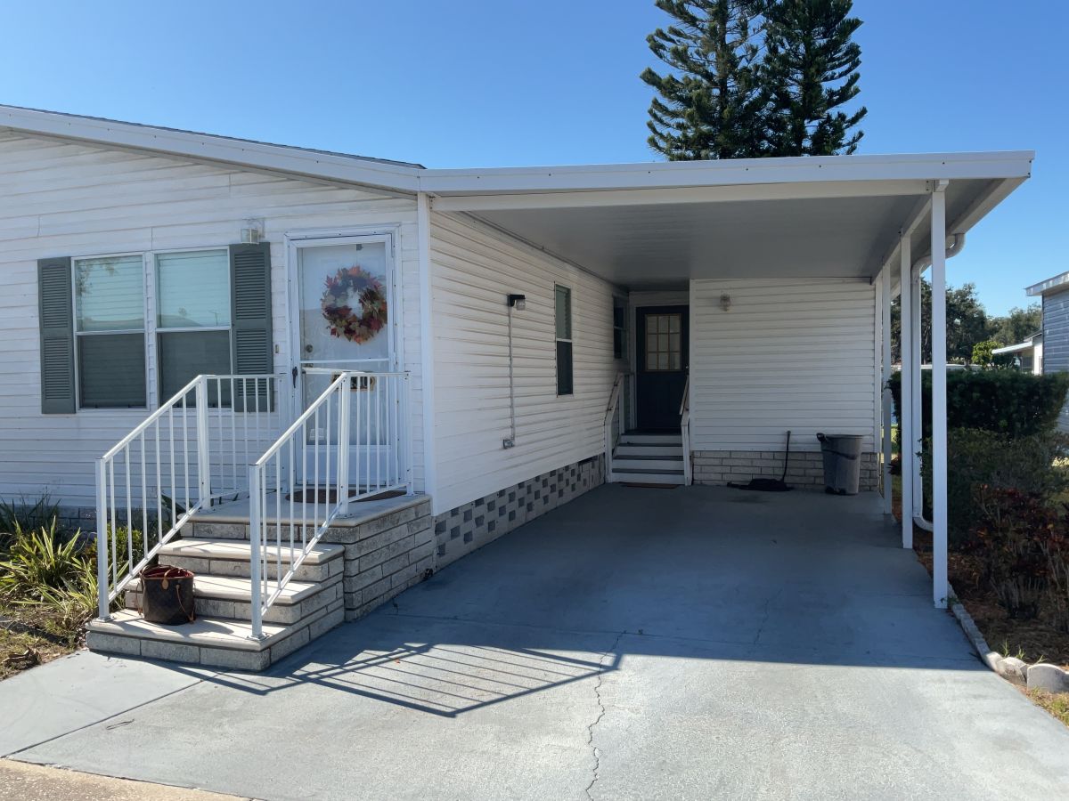 15430 LAKESHORE VILLA BLVD